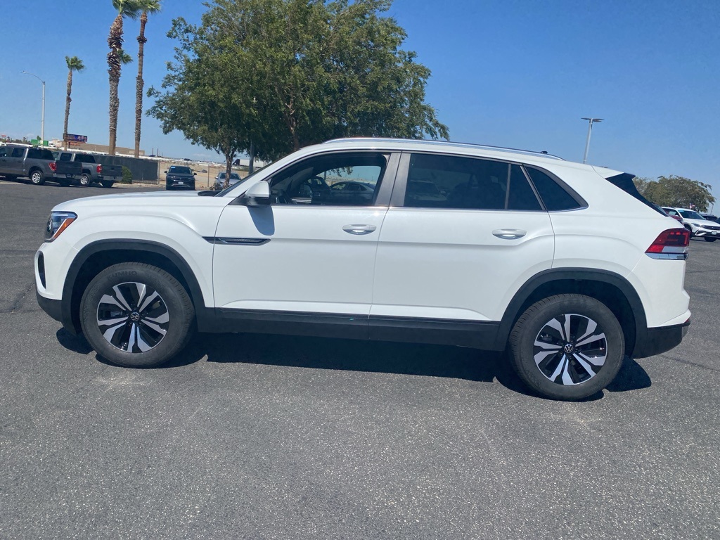 2026 Volkswagen Atlas Cross Sport SE photo 4