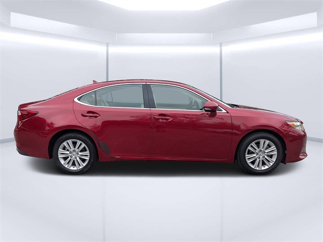 2013 Lexus ES 350 photo 2