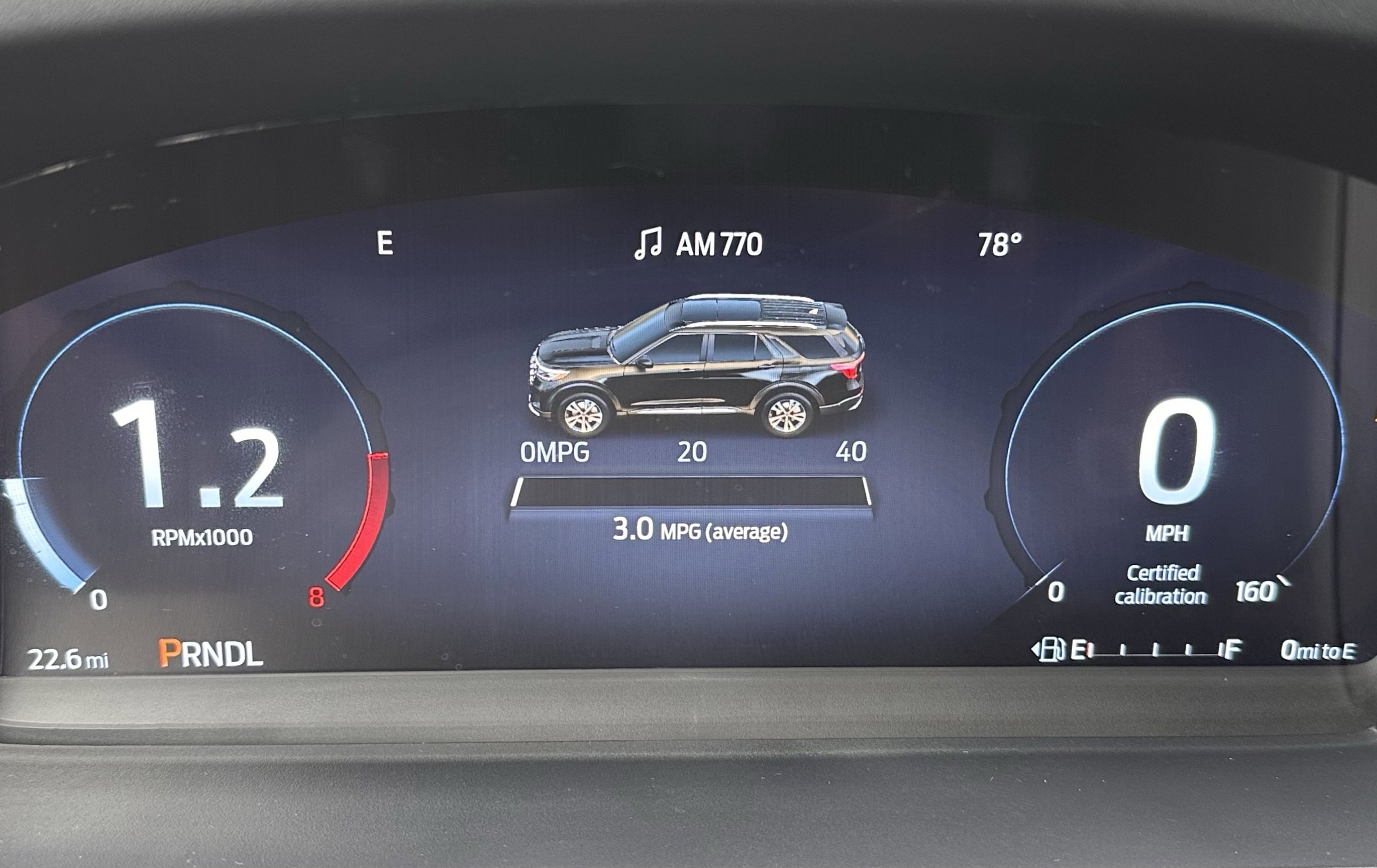 2025 Ford Explorer photo 3