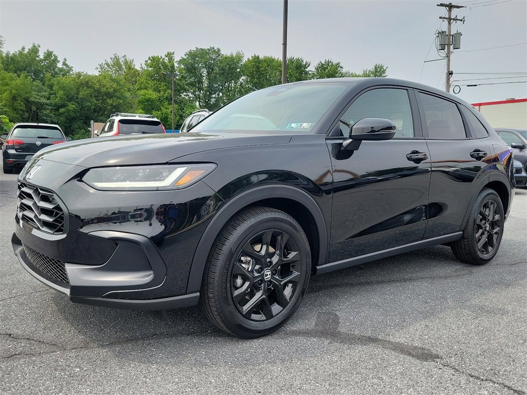 2025 Honda HR-V Sport photo 2
