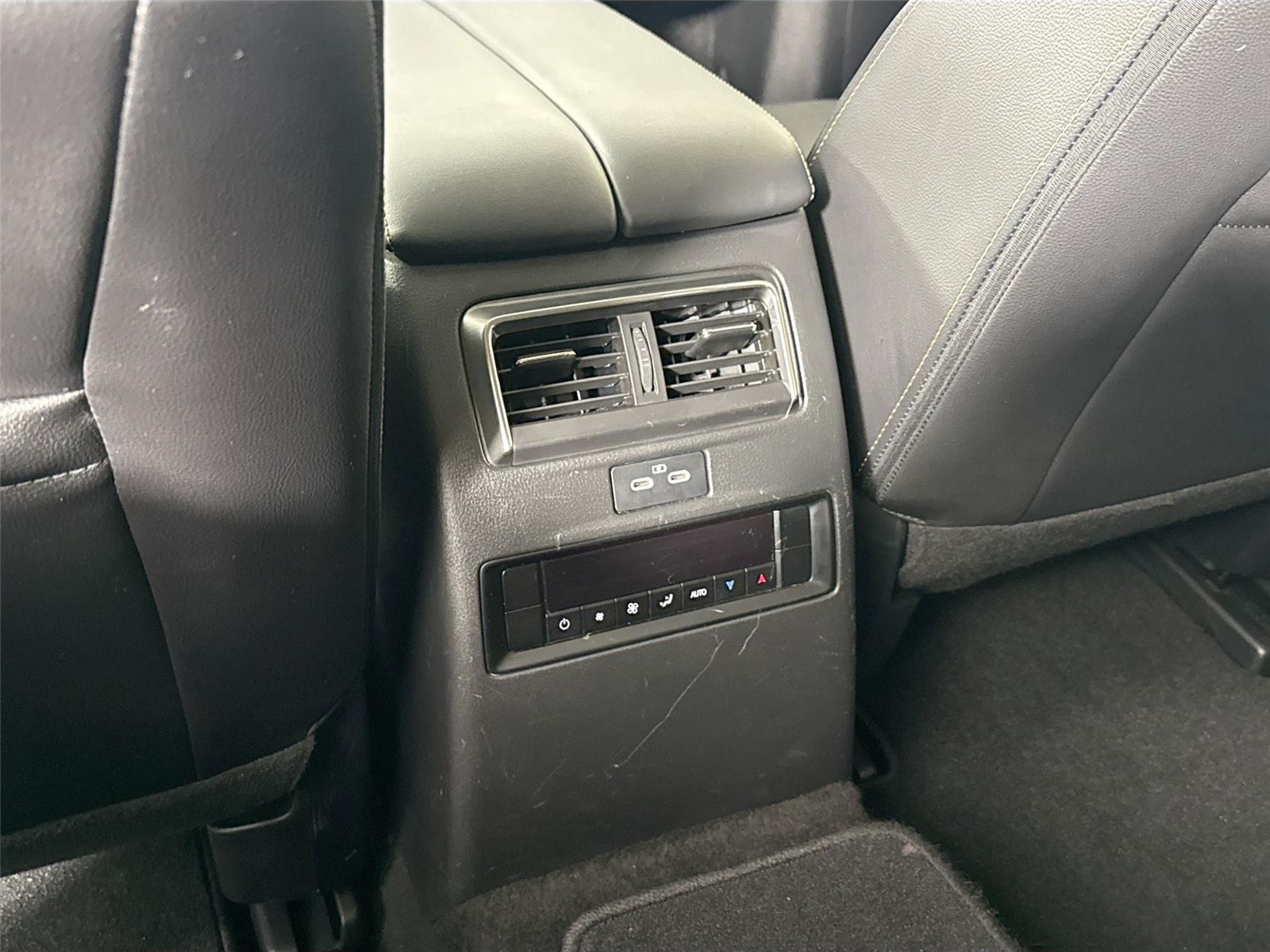 2024 Mazda CX-90 3.3 Turbo Preferred photo 35