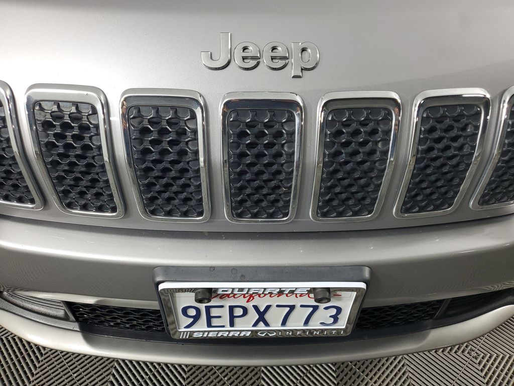 2020 Jeep Cherokee Limited photo 10