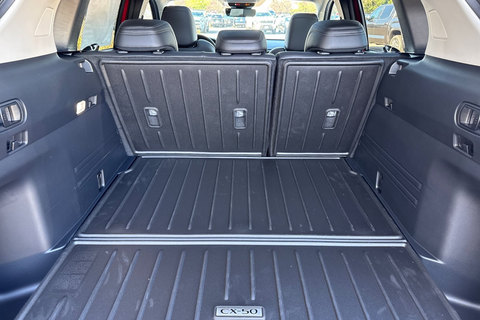 2025 Mazda CX-50 2.5 Premium Plus photo 15