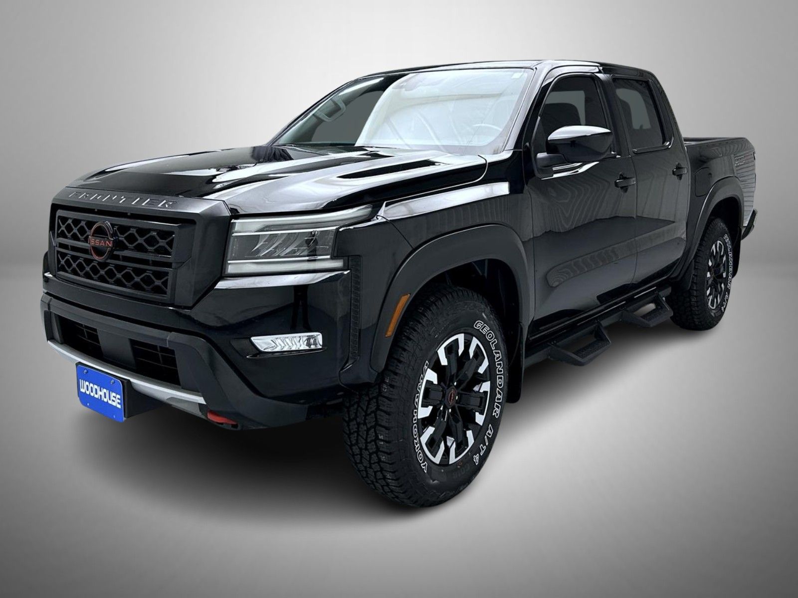 2022 Nissan Frontier PRO-4X's photo