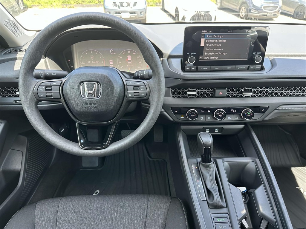 2025 Honda Accord SE photo 5