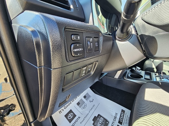 2024 Toyota 4Runner SR5 photo 8