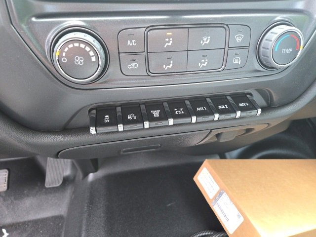 2024 Chevrolet Silverado 5500HD Work Truck photo 9