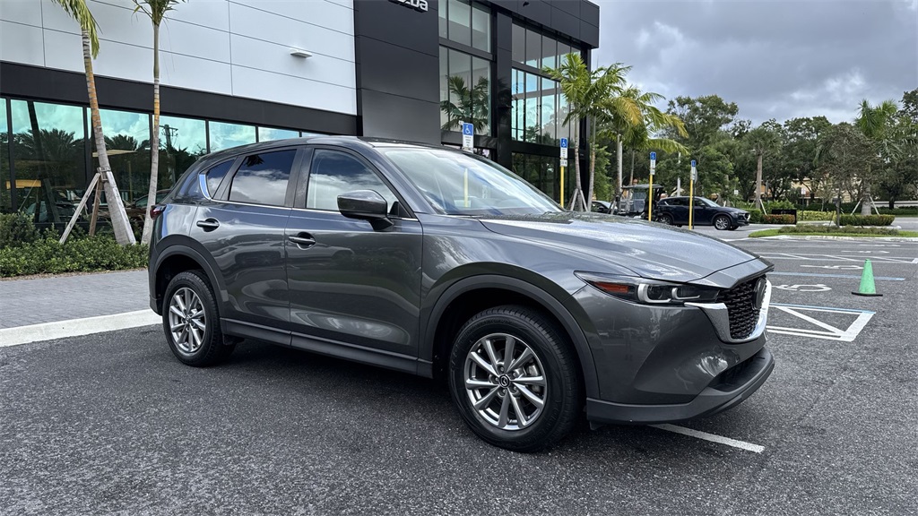 2023 Mazda CX-5 2.5 S Preferred photo 6