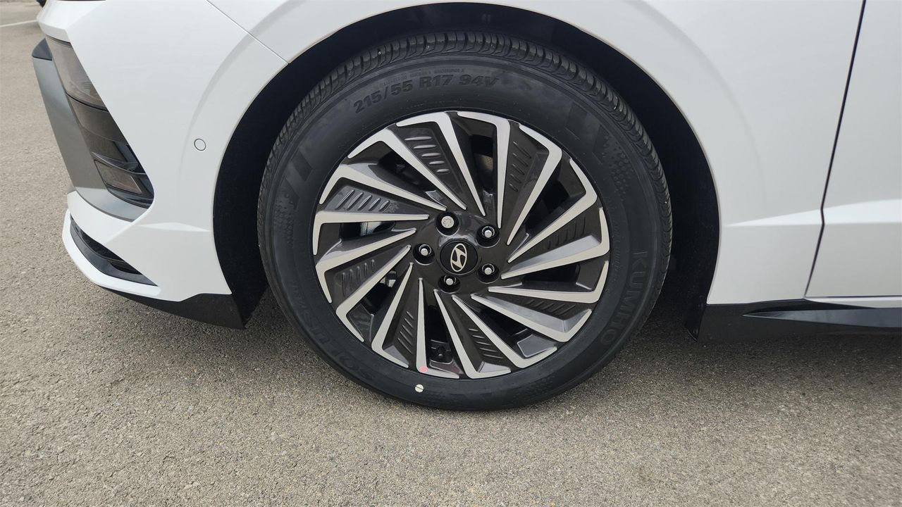 2025 Hyundai Sonata Hybrid Limited photo 22