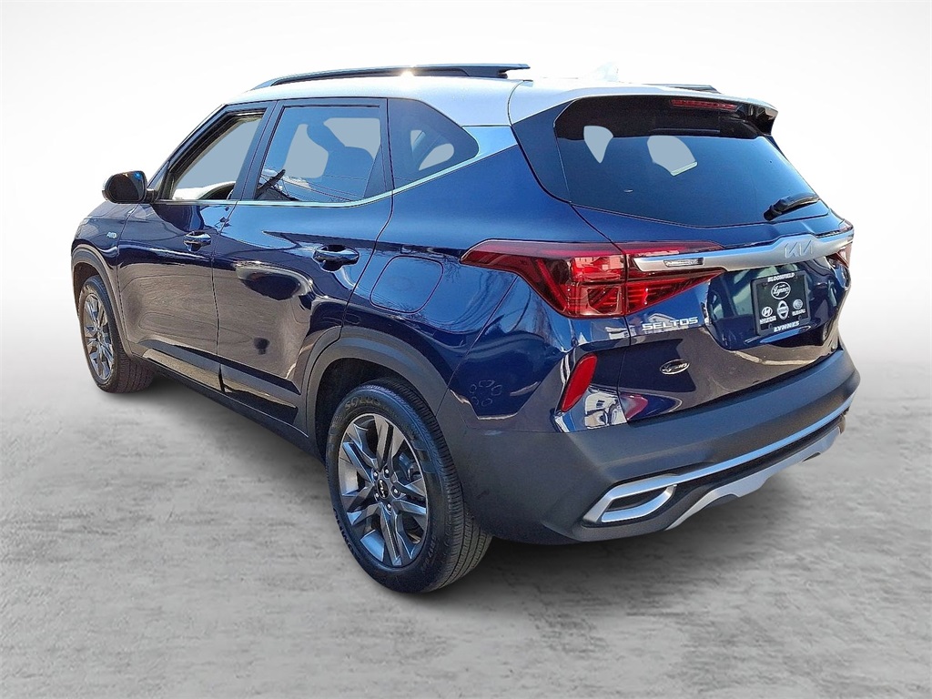 2022 Kia Seltos S photo 4