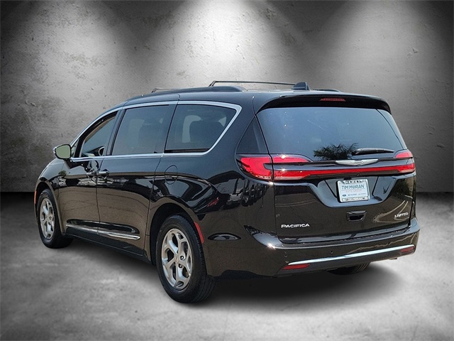 2023 Chrysler Pacifica Limited photo 4