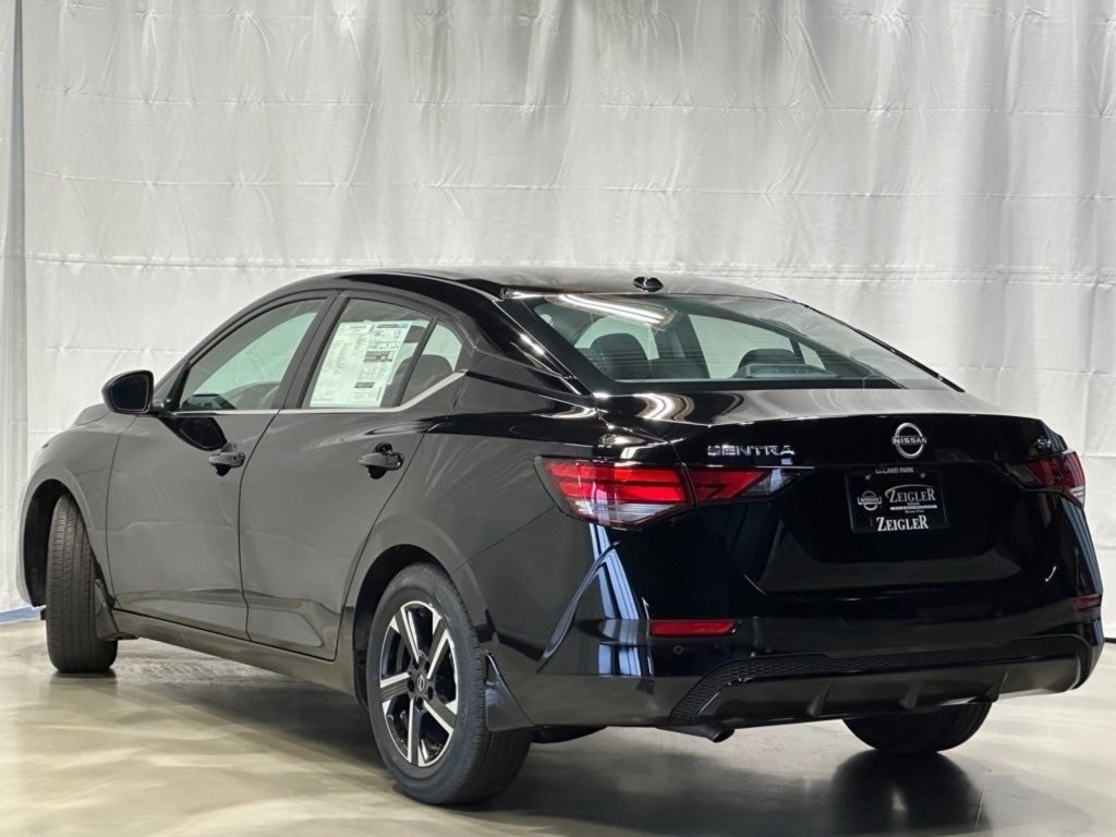 2025 Nissan Sentra SV photo 7