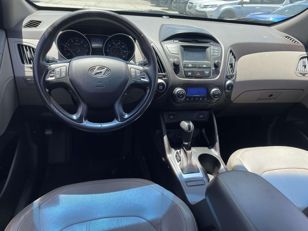 2014 Hyundai Tucson Limited photo 9
