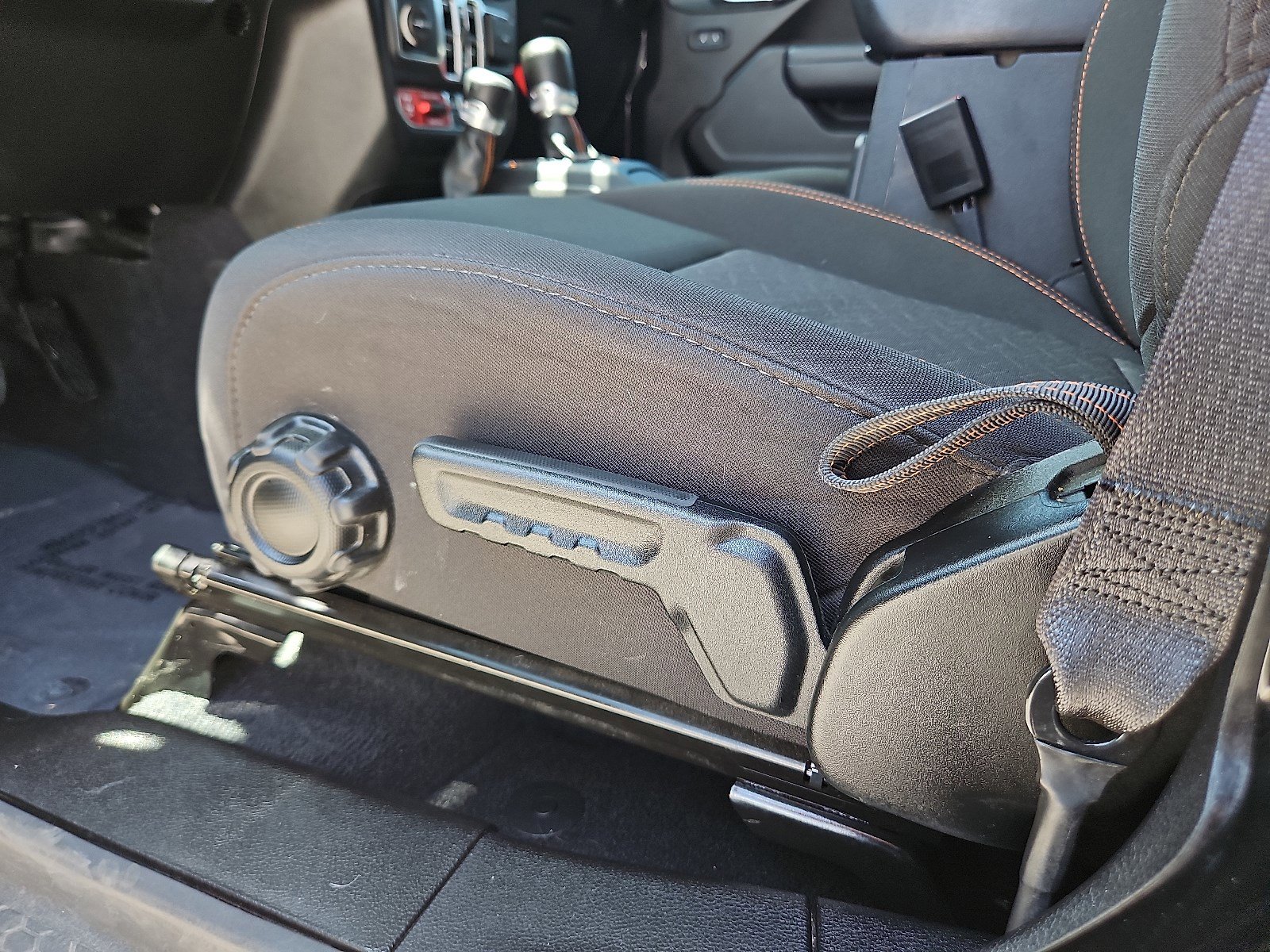 2023 Jeep Gladiator Mojave photo 26