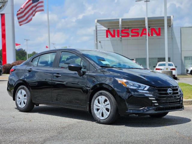 2025 Nissan Versa S