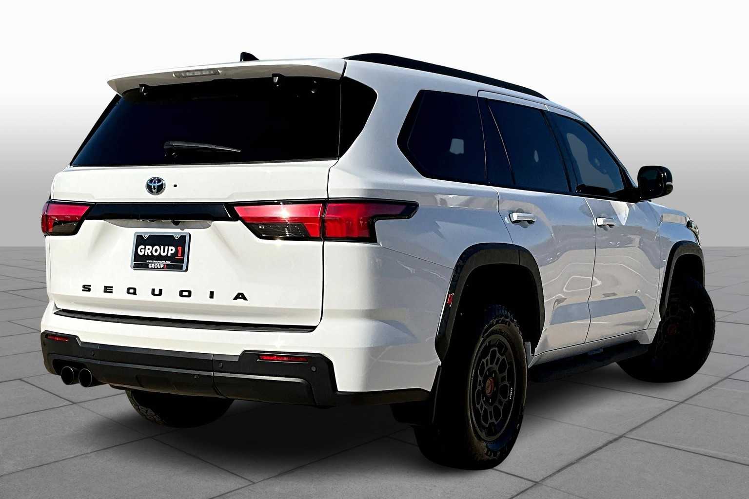 2023 Toyota Sequoia TRD Pro photo 11