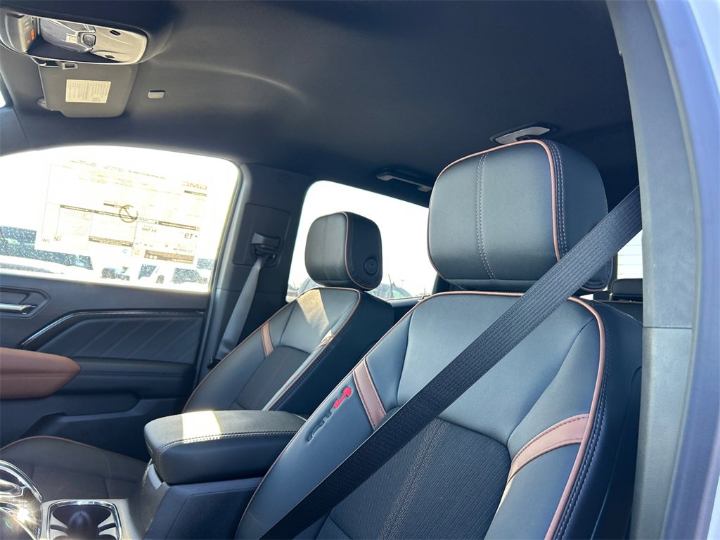 2026 GMC CANYON - Image 26