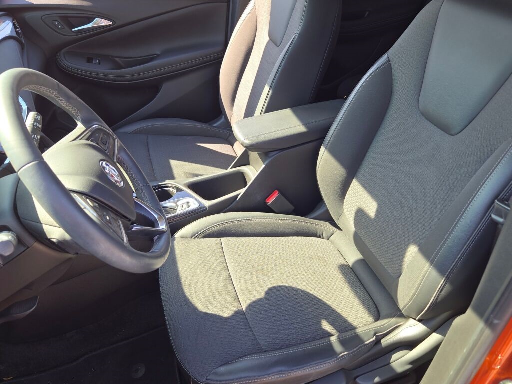 2022 Buick Encore GX Preferred photo 6