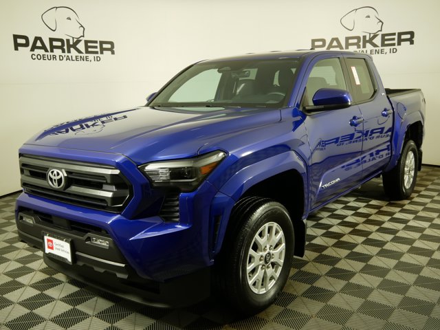 2025 Toyota Tacoma SR5's photo
