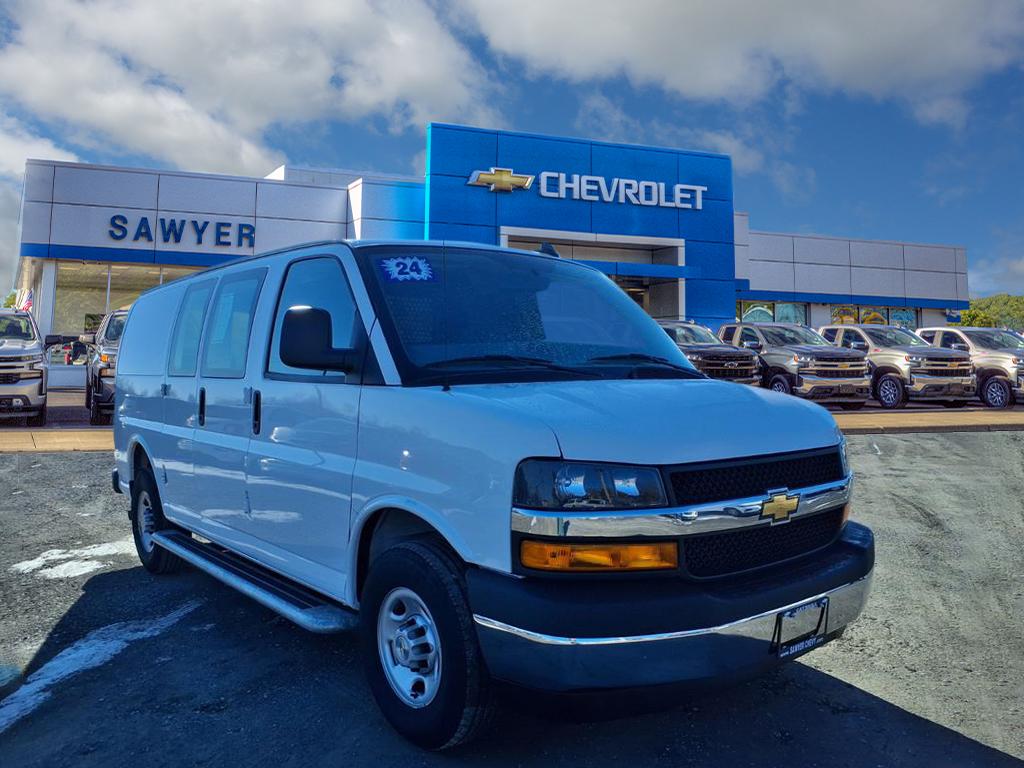 2024 Chevrolet Express Cargo Work Van's photo