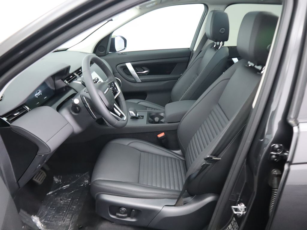 2025 Land Rover Discovery Sport S photo 17