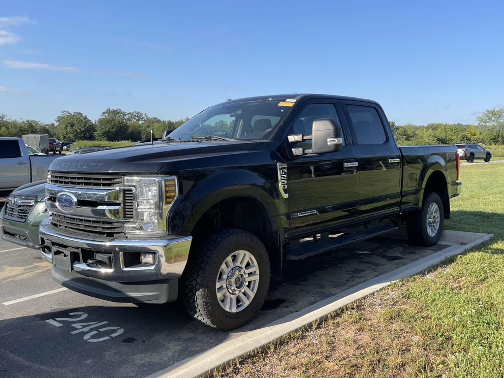 2019 Ford F-250 XLT photo 2