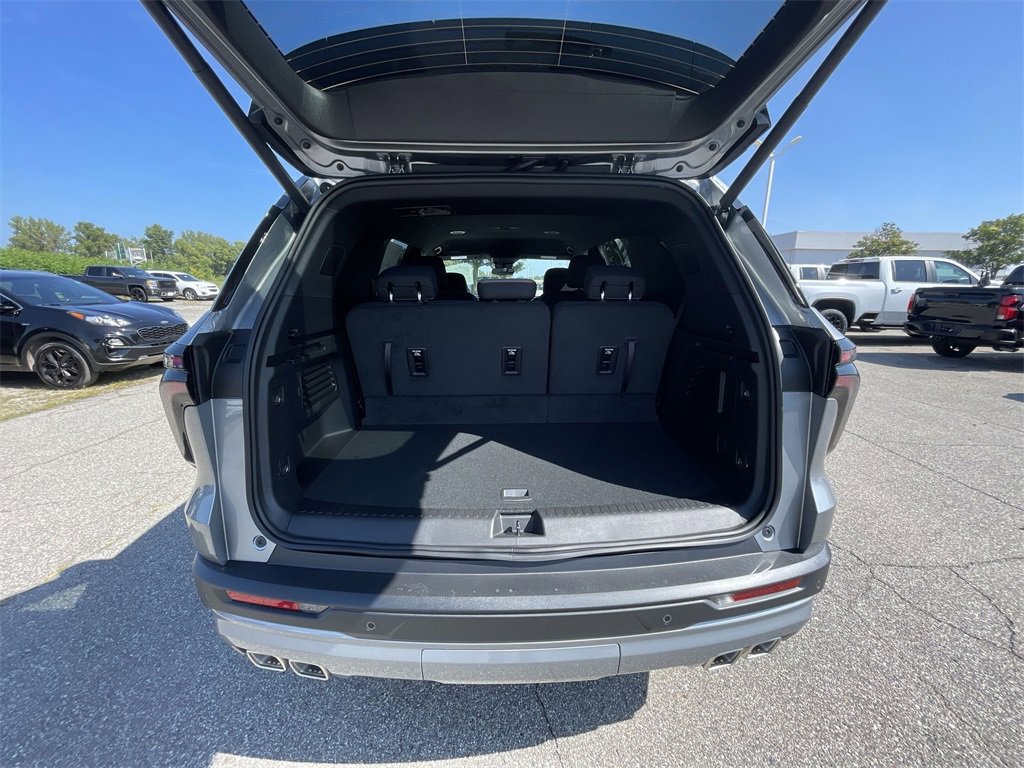 2026 Chevrolet Traverse photo 19
