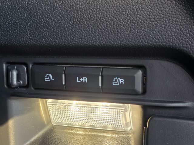 2025 Ford Explorer ST photo 50