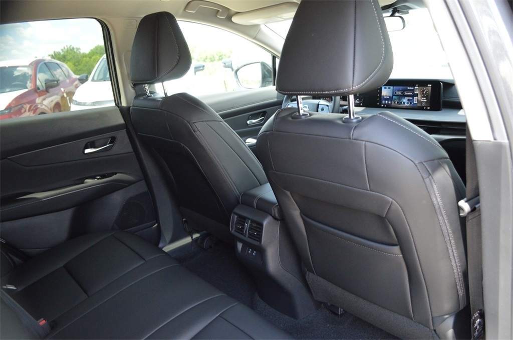 2025 Nissan Murano SV photo 13