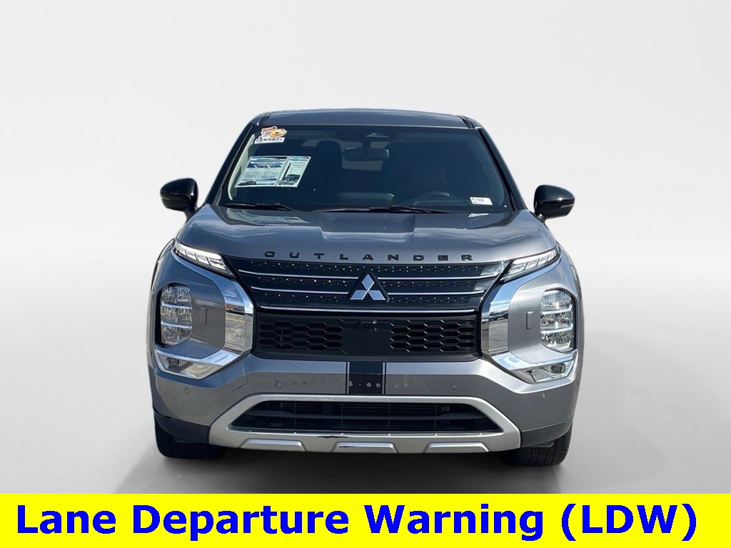 2022 Mitsubishi Outlander SE photo 9