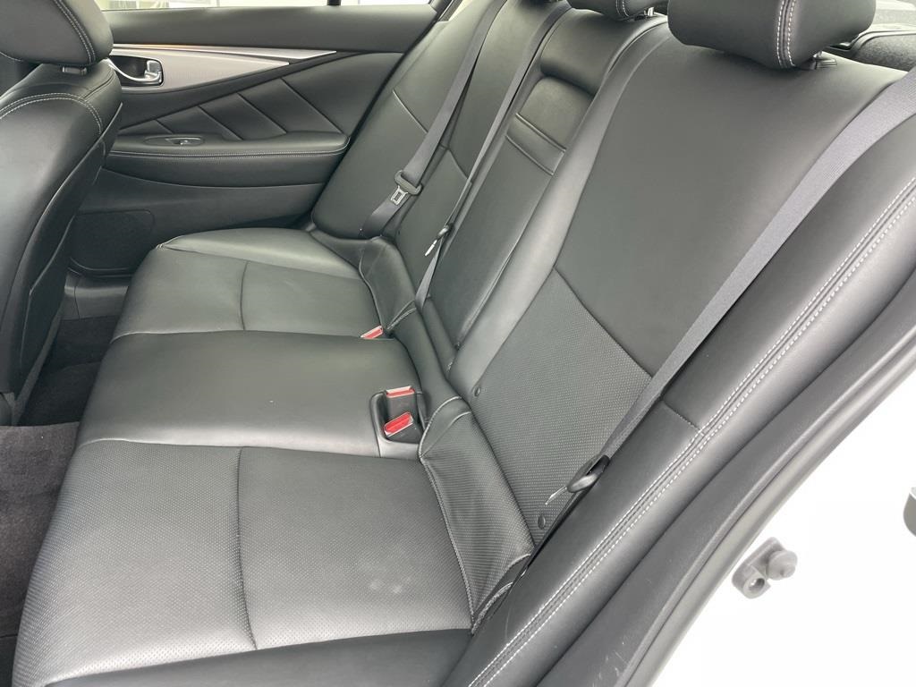 2024 Infiniti Q50 LUXE photo 6