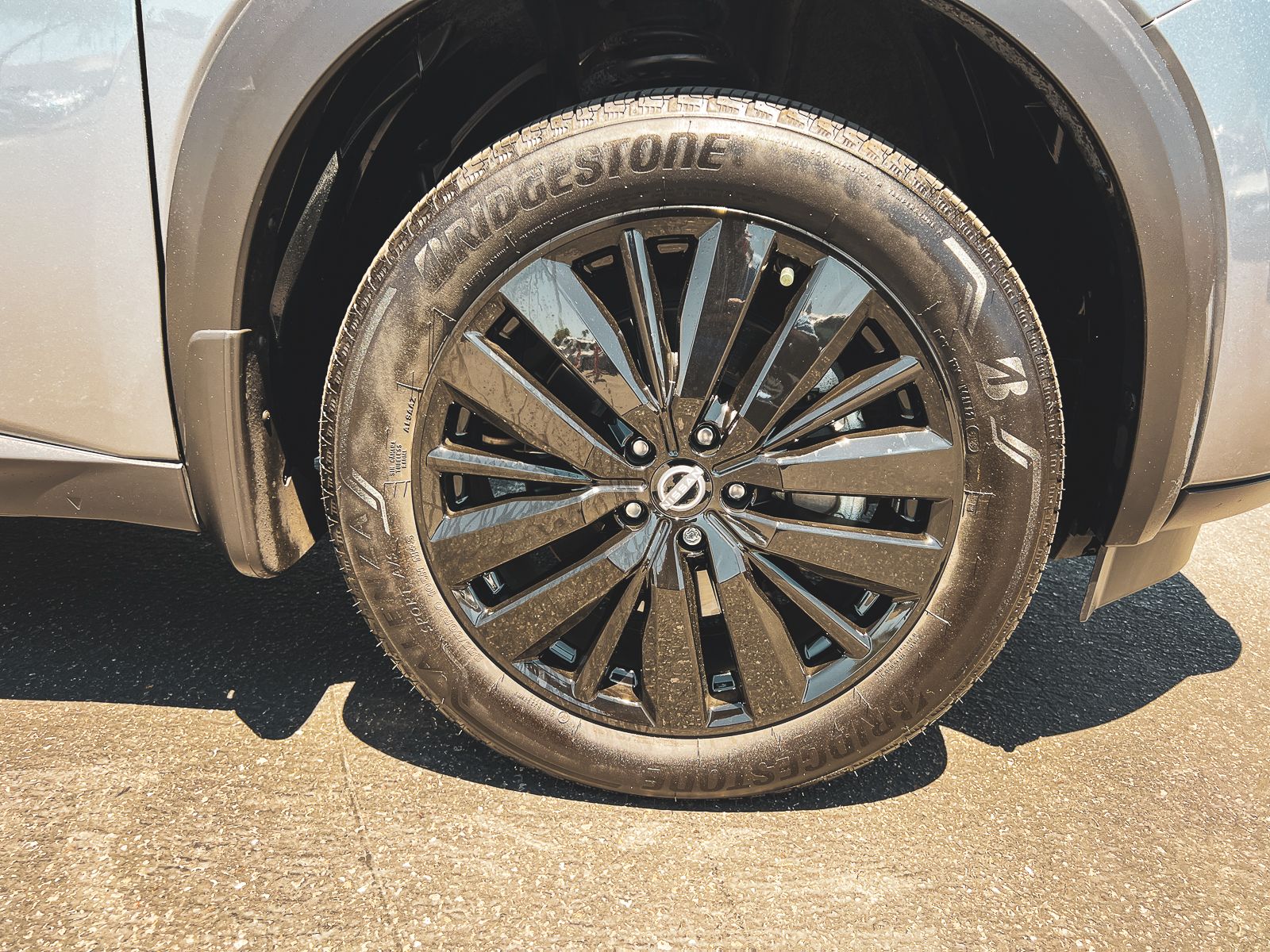 2022 Nissan Pathfinder SL photo 9