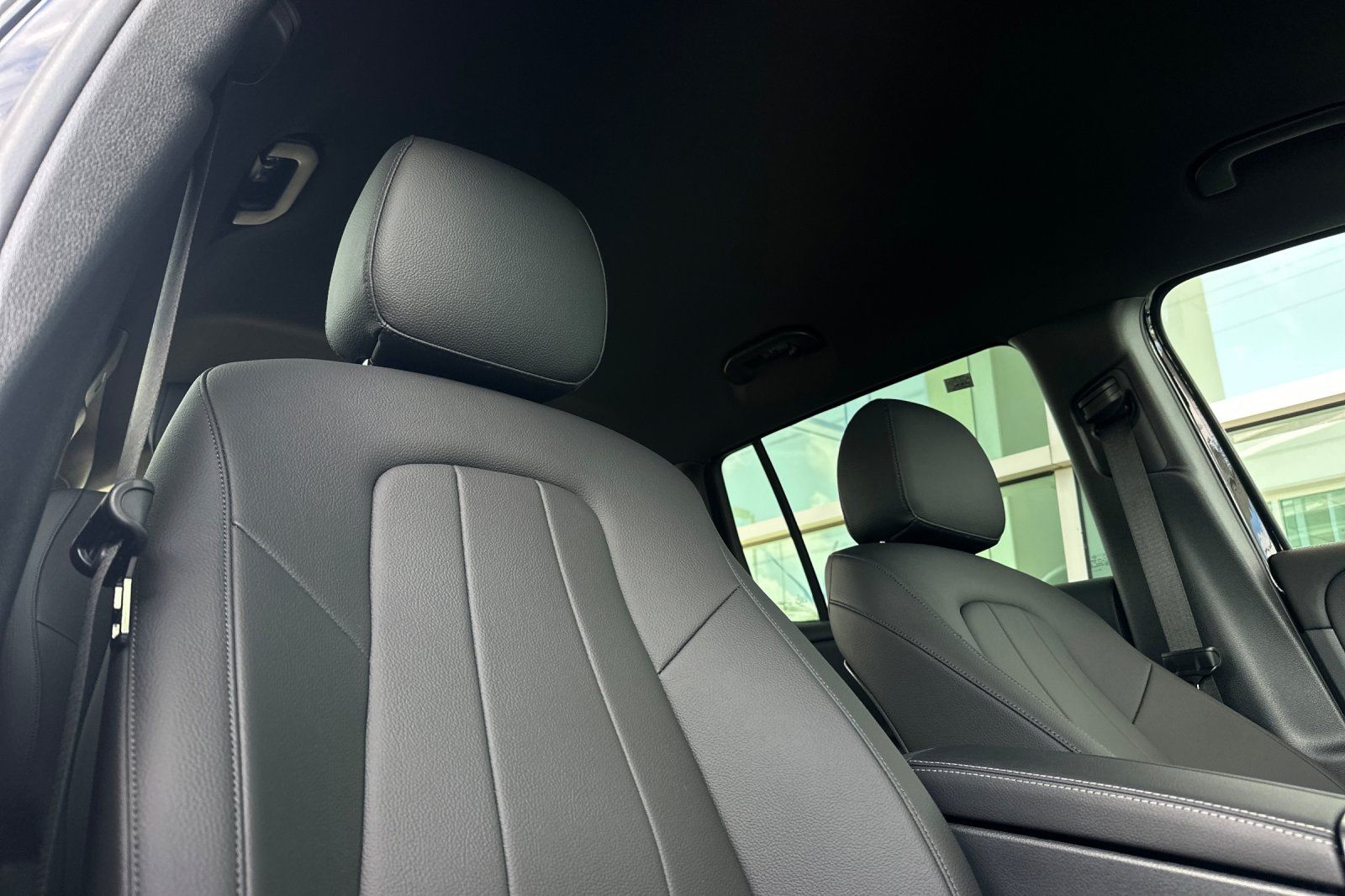 2025 Mercedes Benz GLB 250 photo 26
