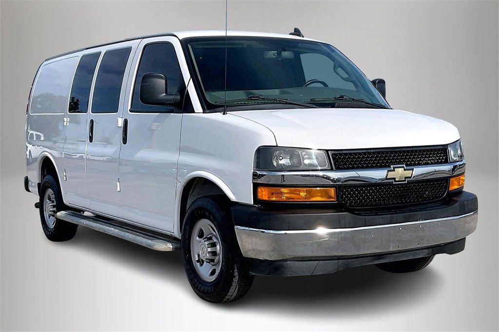 2021 Chevrolet Express Cargo Work Van's photo