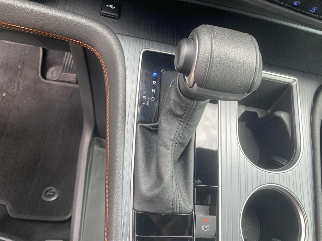 2023 Toyota Sienna XSE photo 25