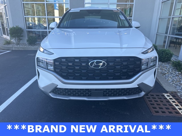 2023 Hyundai Santa Fe SE photo 2
