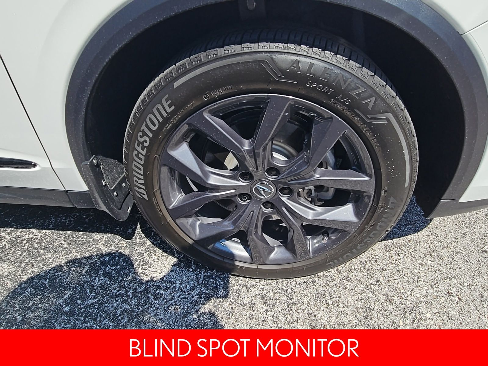 2023 Acura MDX SH-AWD A-Spec photo 9