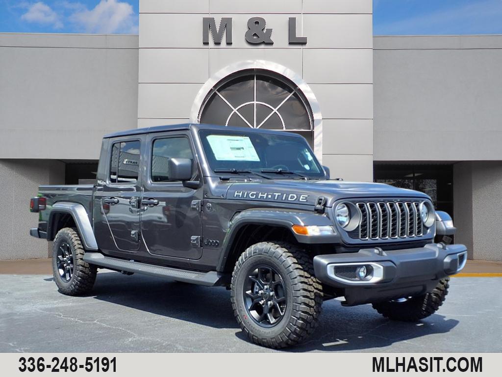 2025 Jeep Gladiator High Tide's photo