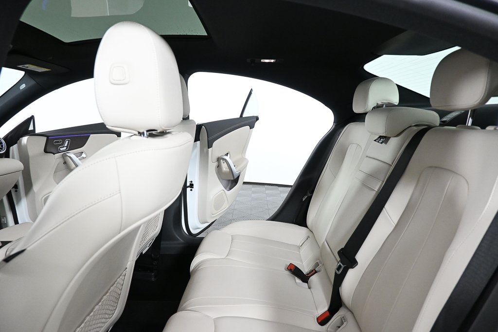 2022 Mercedes Benz CLA 250 4MATIC photo 19