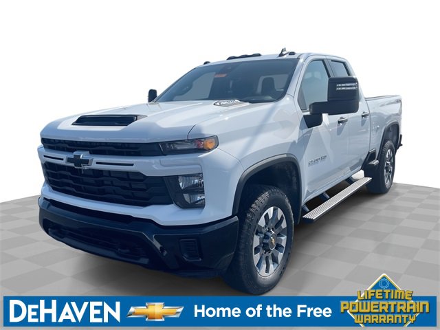 2026 Chevrolet Silverado 2500HD Custom's photo