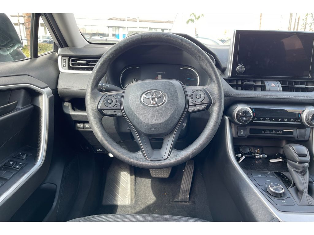 2024 Toyota RAV4 Hybrid LE photo 16