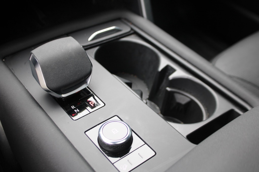 2024 Land Rover Discovery P360 Dynamic SE photo 20