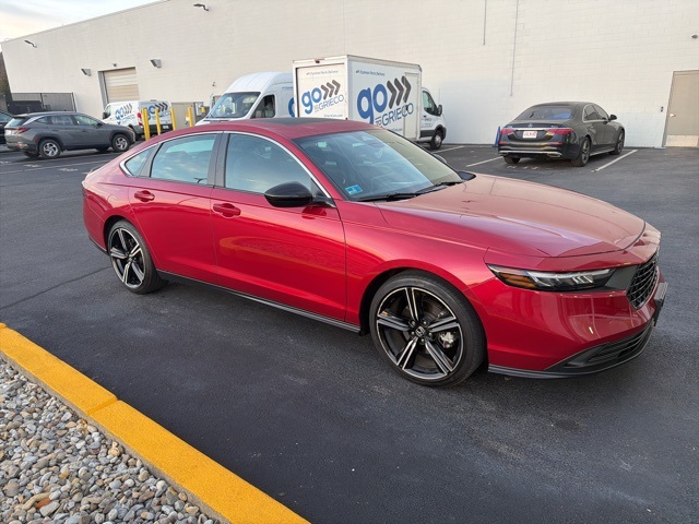 2025 Honda Accord Hybrid Sport's photo