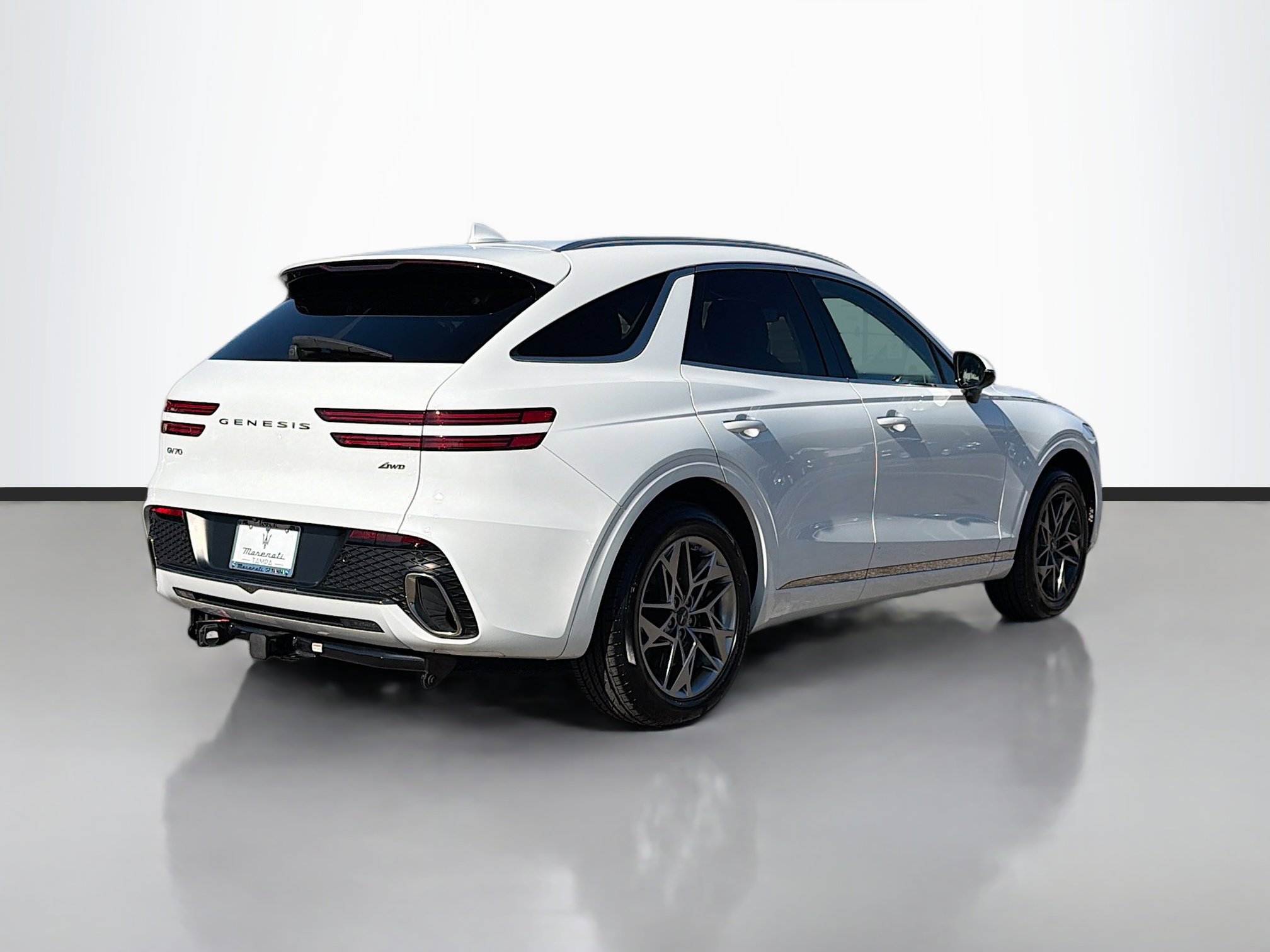 2024 Genesis GV70 2.5T photo 3