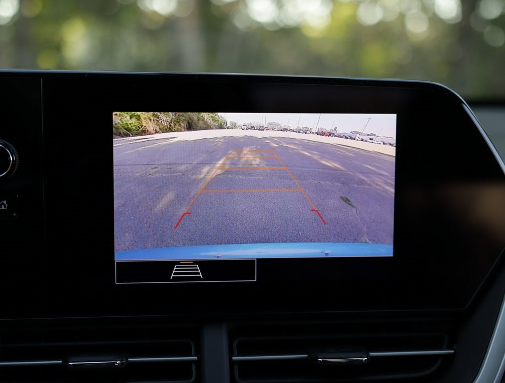 2025 Chevrolet Trax photo 14