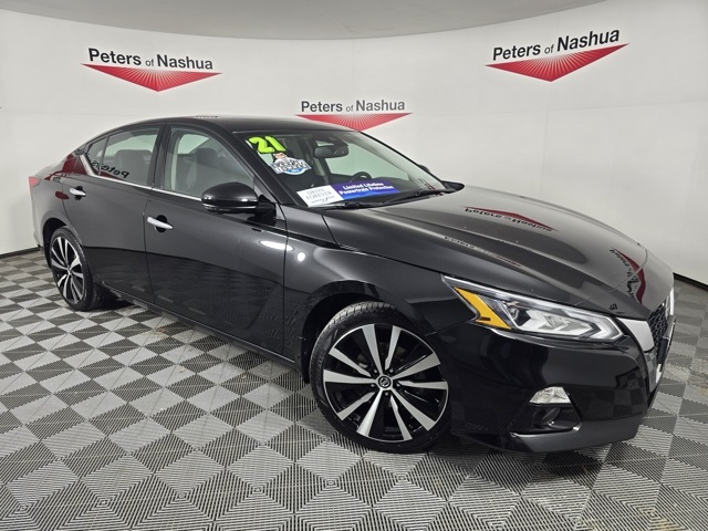 2021 Nissan Altima Platinum's photo