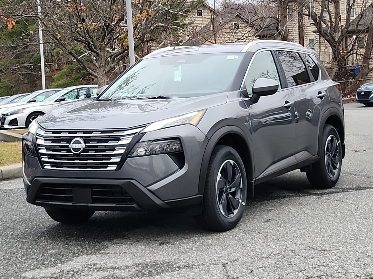 2026 Nissan Rogue SV's photo