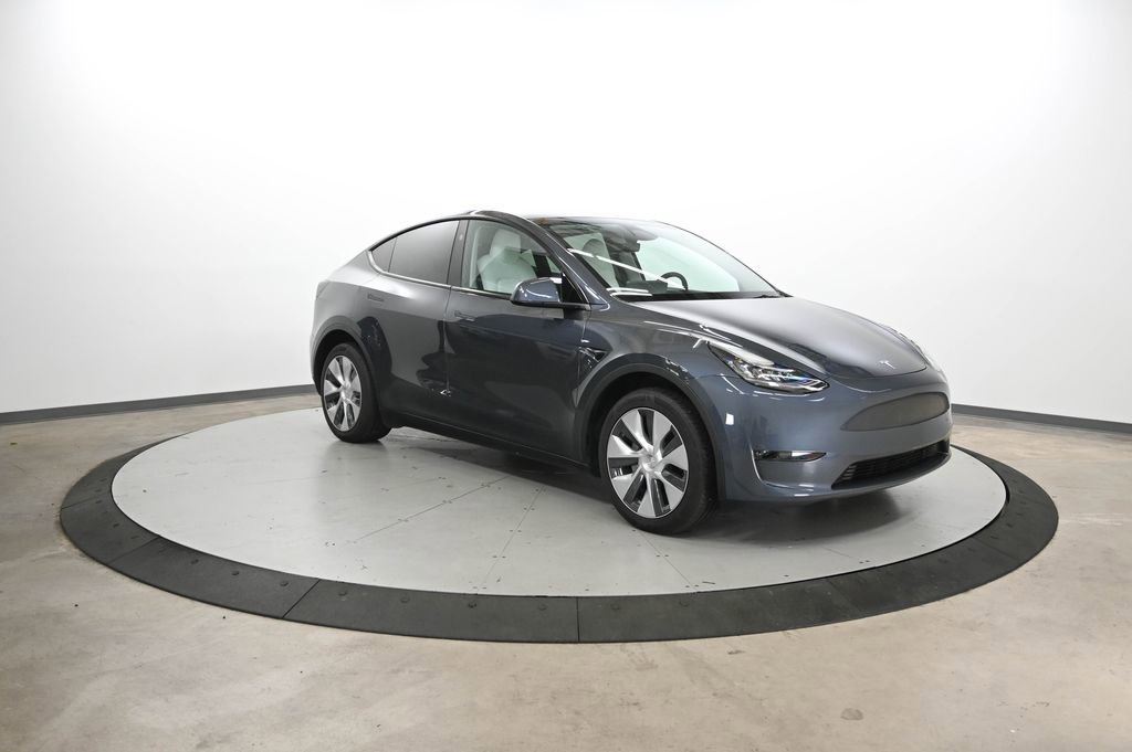 Used 2023 Tesla Model Y Long Range with VIN 7SAYGDEE3PA151534 for sale in Hendersonville, NC