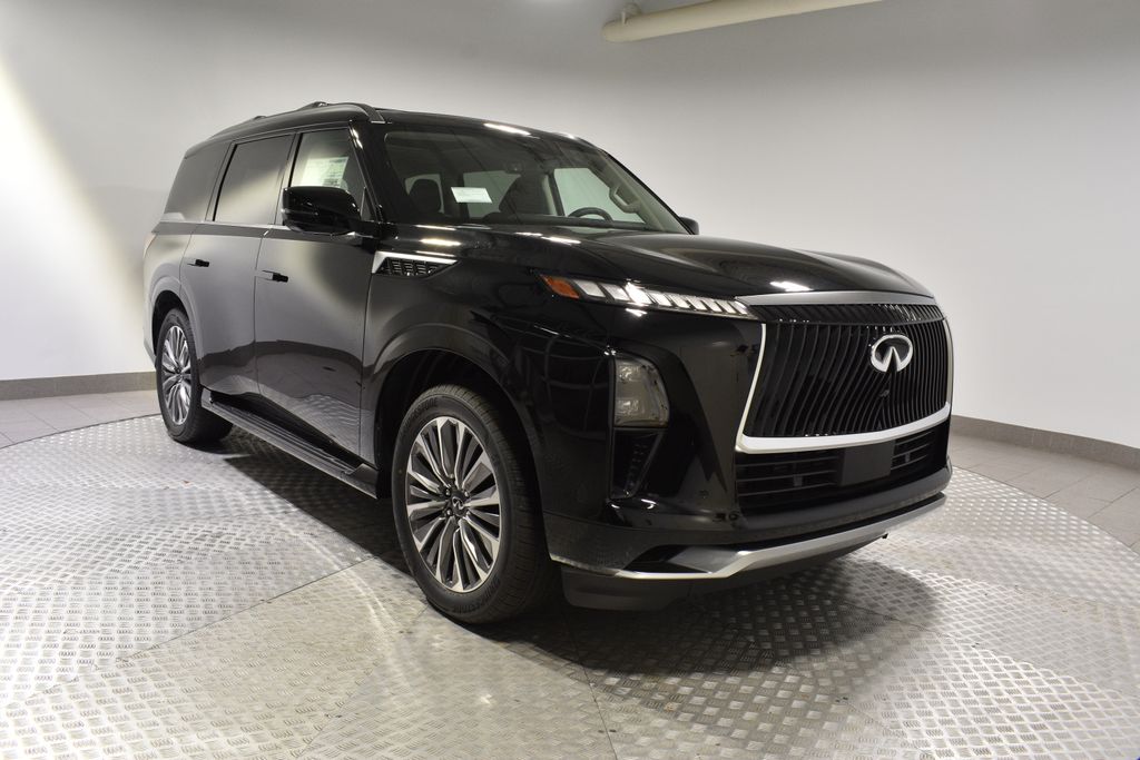 2026 Infiniti QX80 Luxe photo 6