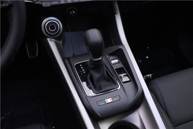 2024 Alfa Romeo Tonale Veloce photo 12